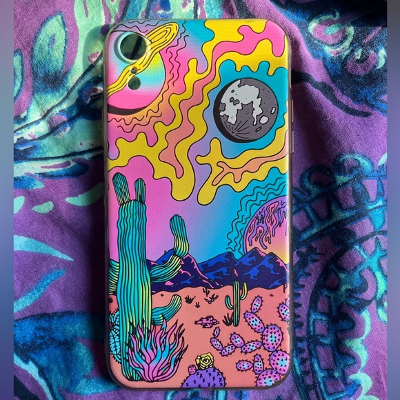 Set  of 4 iPhone XR Cases - Picture 2 of 7